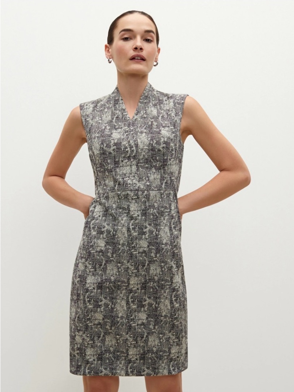 MM LaFleur Aditi Dress Black White Crackle Sleeveless Sheath Stretch Size 14